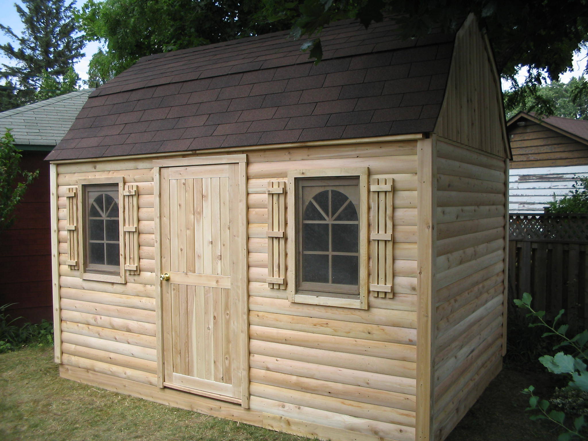 8ft x 12ft - Barn Style - Cedar Log Siding